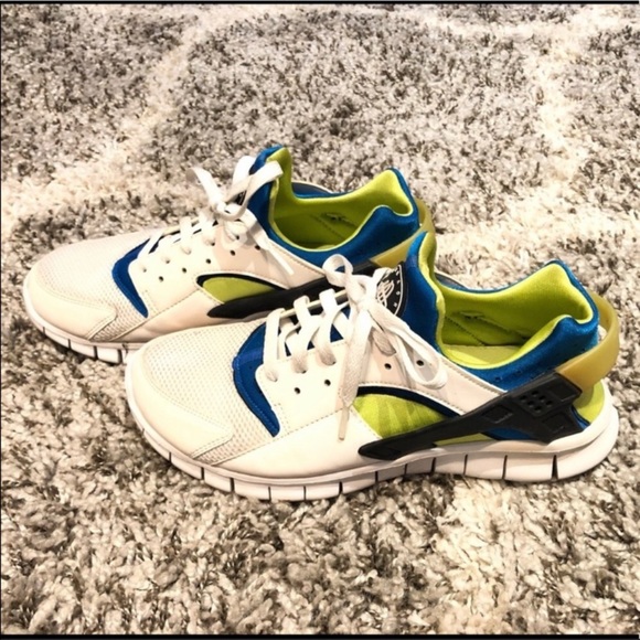 Grey white blue green womens size 10 NIKE HURRACHES SNEAKERS BUNDLE TWO FOR ONE - Picture 5 of 13